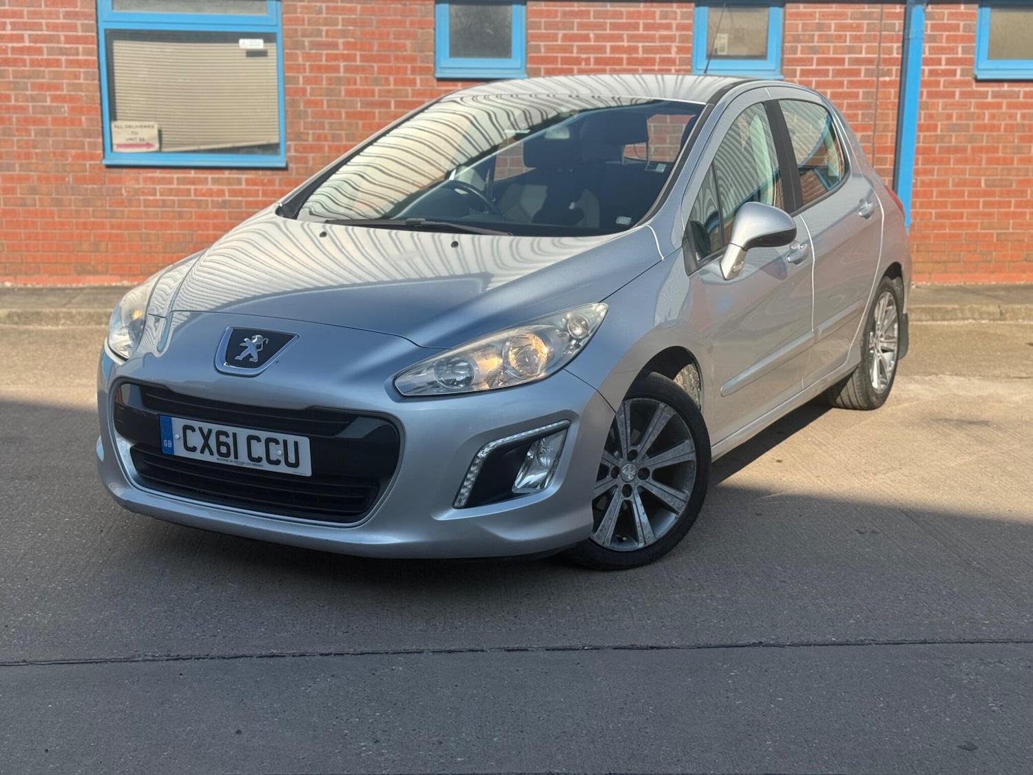 Used Peugeot 308 for sale - 77752831: Photo 7