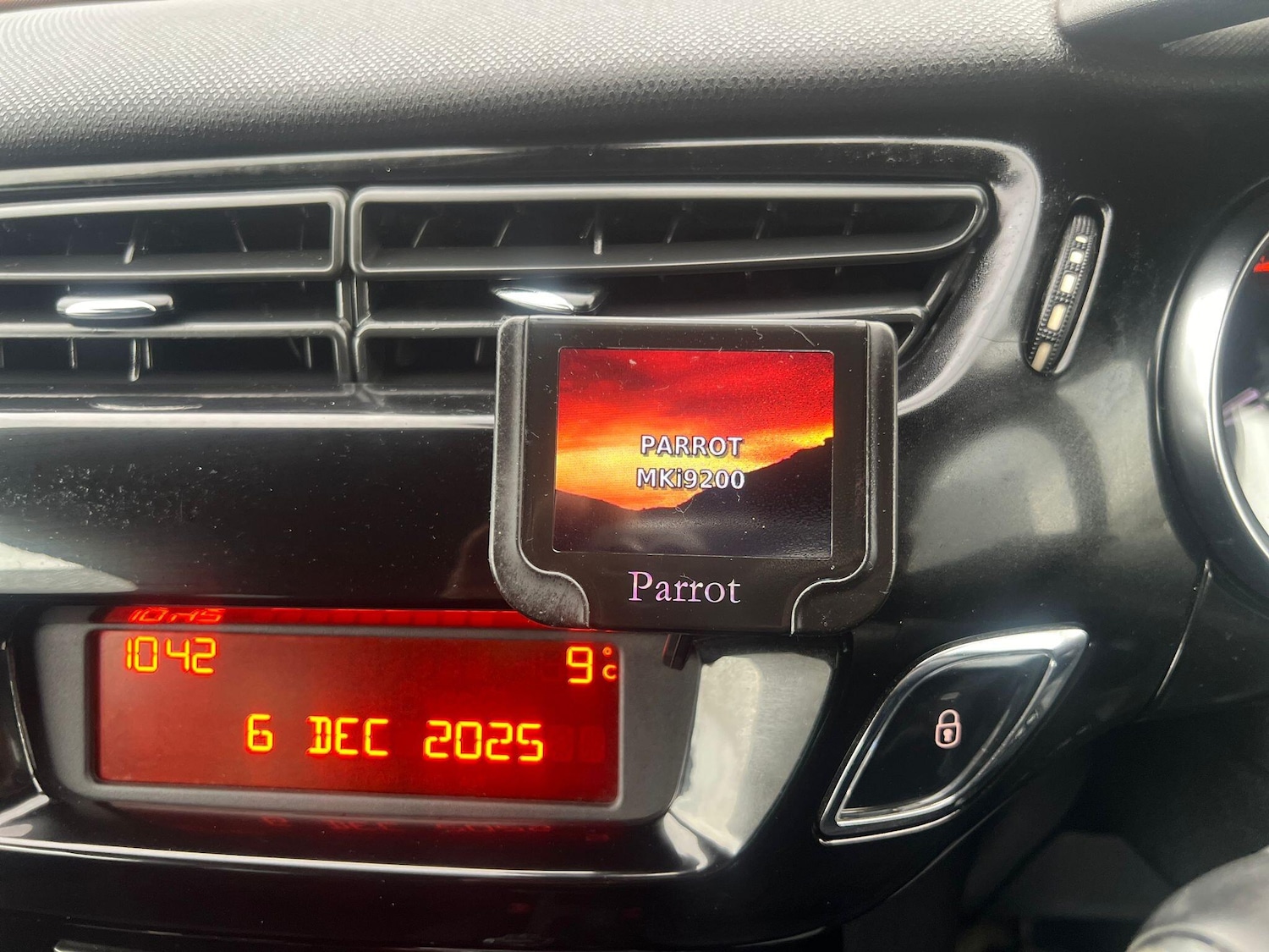 Used Citroen DS3 2012 for sale - 76850332: Photo 15