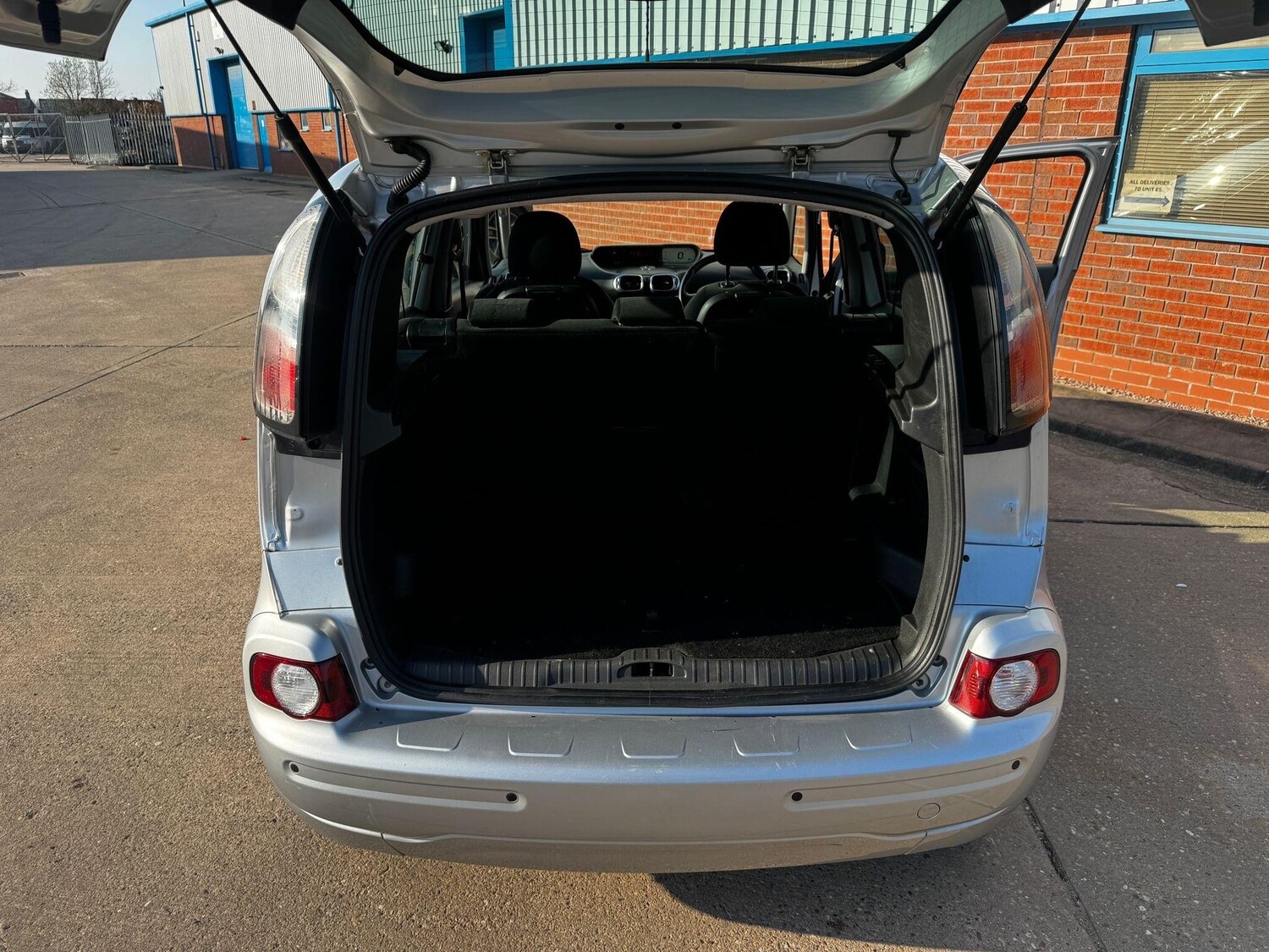 Used Citroen C3 Picasso for sale - 77754136: Photo 25