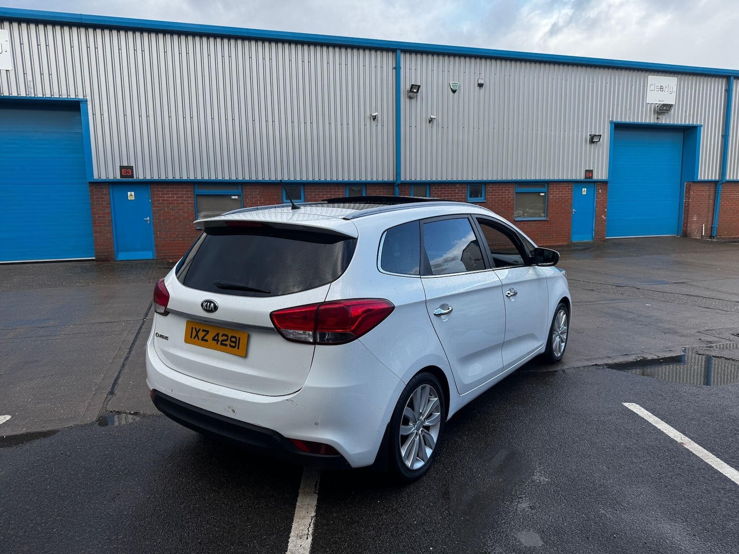 Used Kia Carens 2014 for sale - 77633054: Photo 12