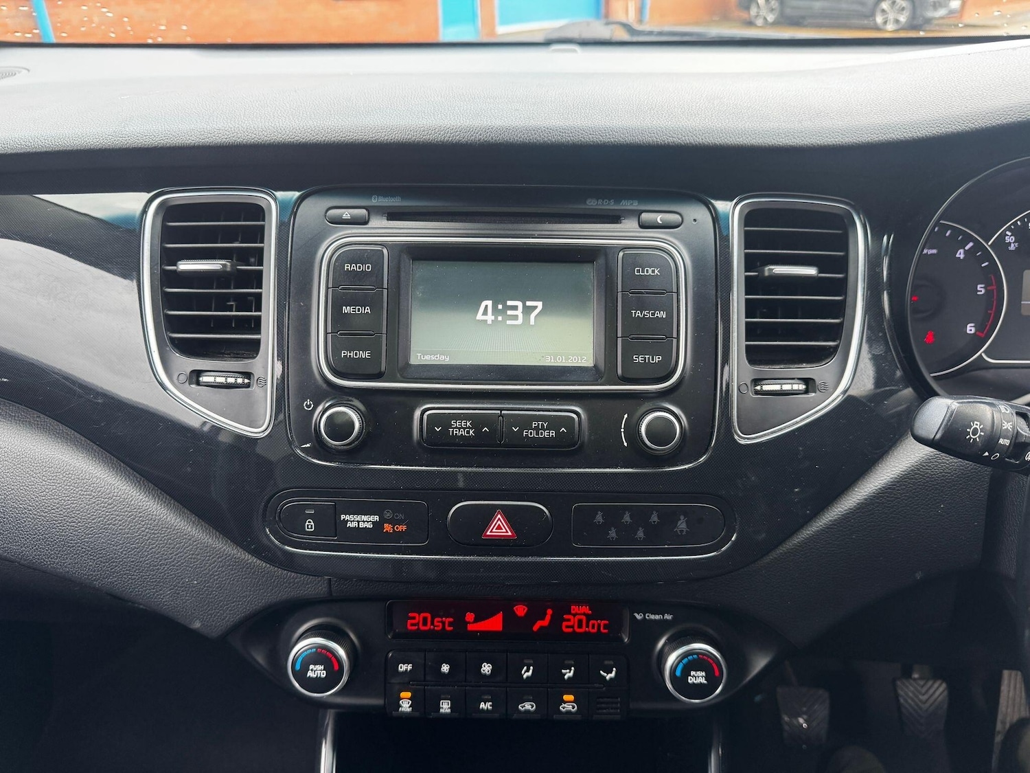 Used Kia Carens 2014 for sale - 77633054: Photo 19