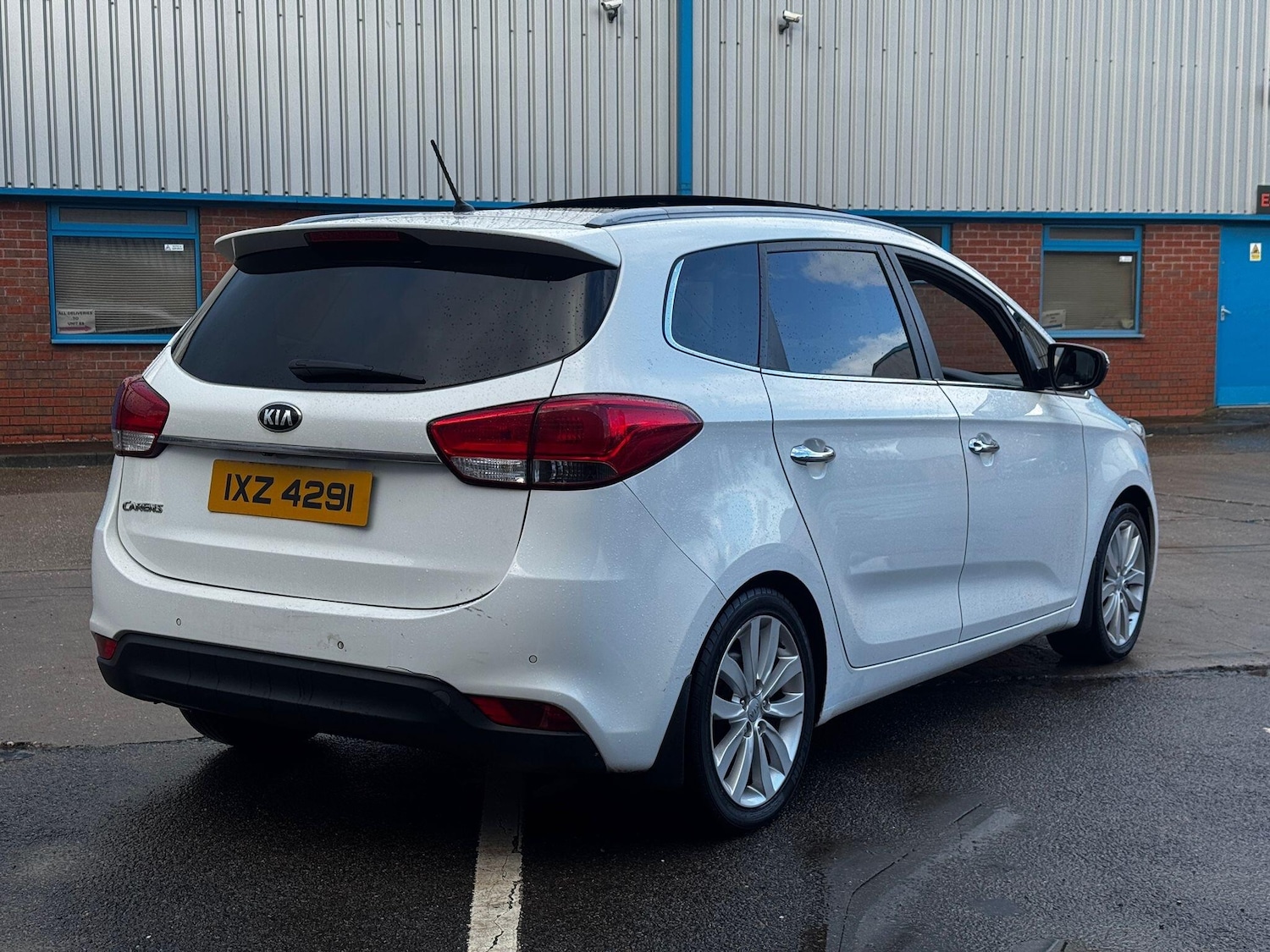 Used Kia Carens 2014 for sale - 77633054: Photo 7