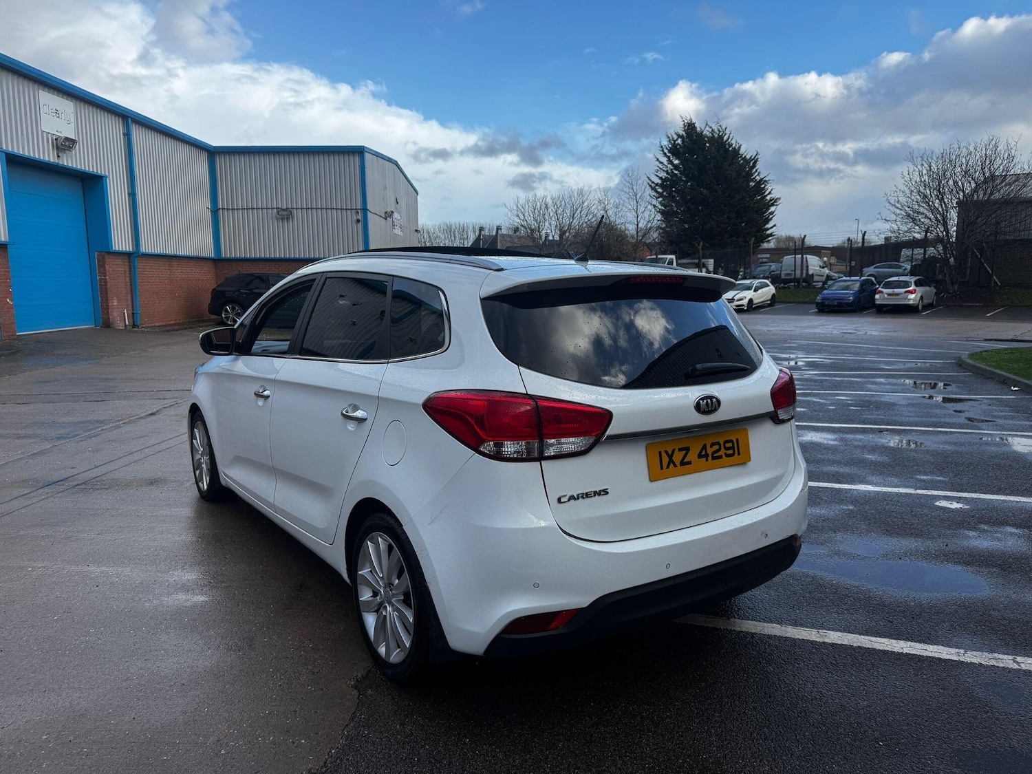 Used Kia Carens 2014 for sale - 77633054: Photo 8