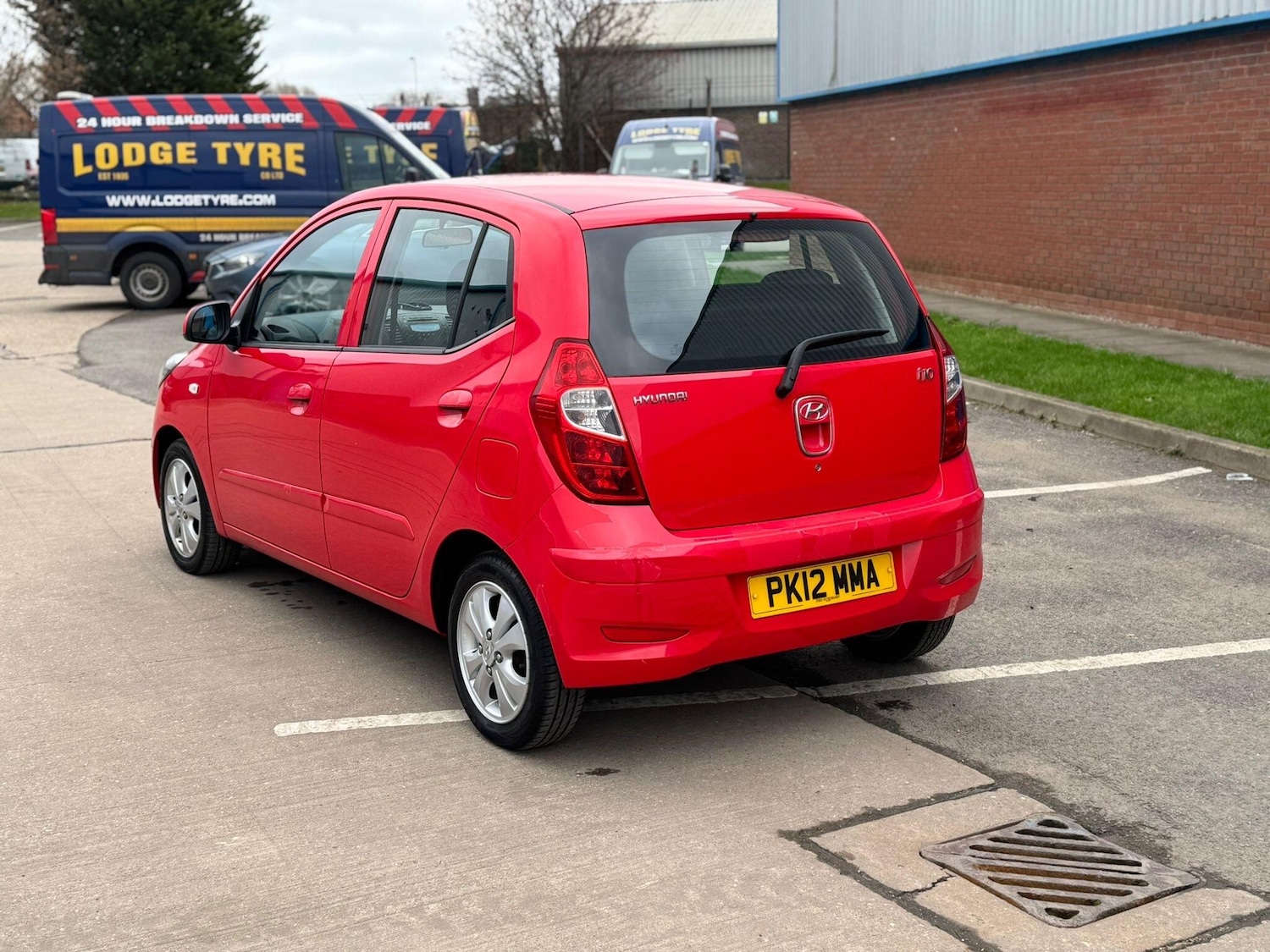 Used Hyundai i10 2012 for sale - 76965190: Photo 11