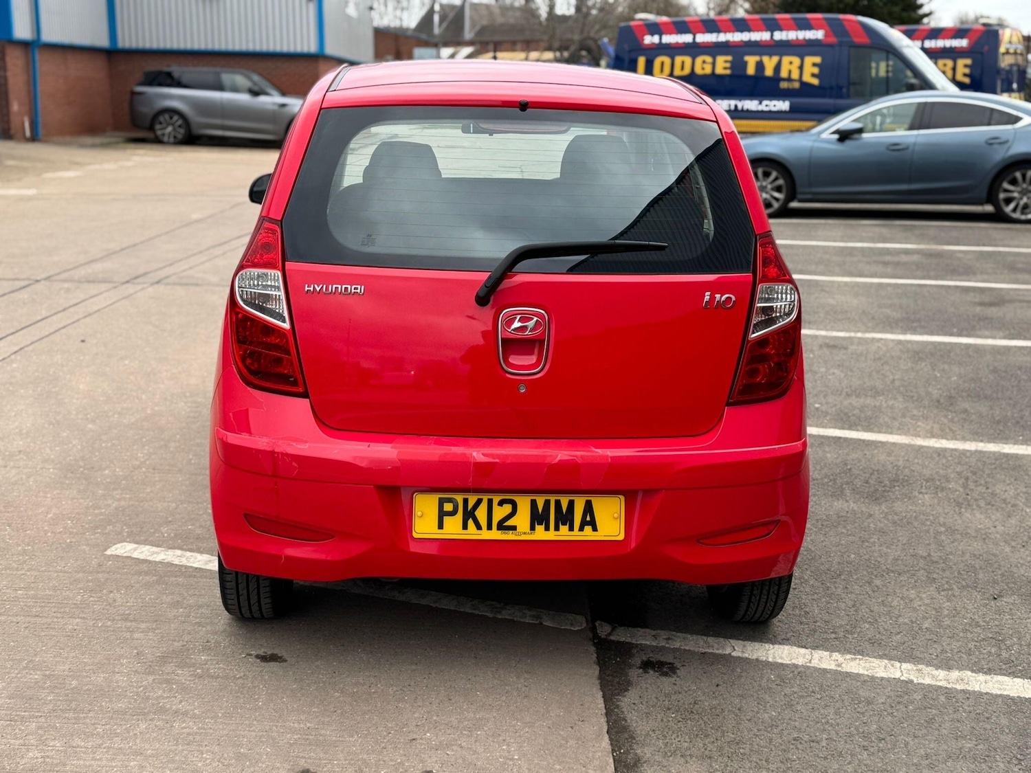 Used Hyundai i10 2012 for sale - 76965190: Photo 2