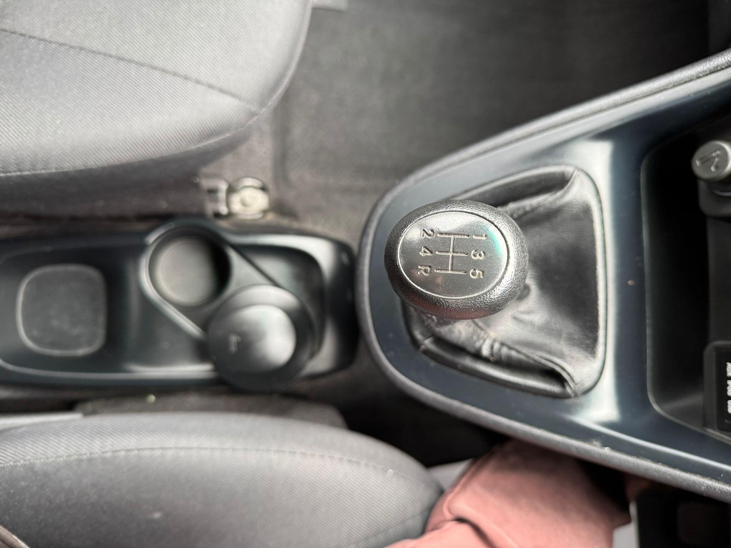 Used Hyundai i10 2012 for sale - 76965190: Photo 20