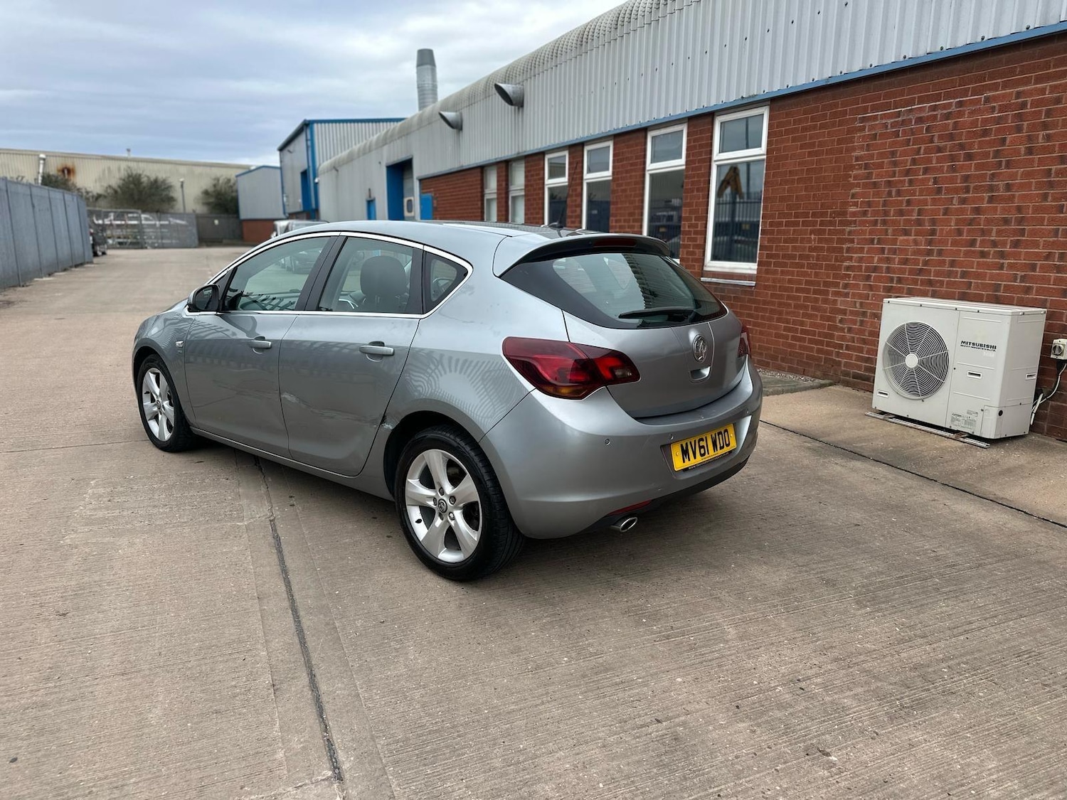 Used Vauxhall Astra 2011 for sale - 76743419: Photo 10