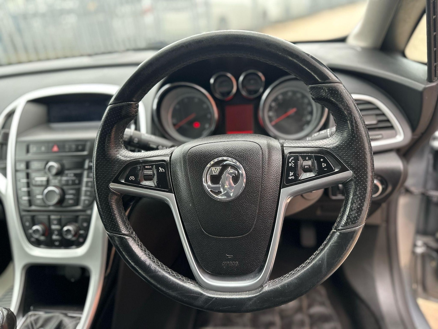 Used Vauxhall Astra 2011 for sale - 76743419: Photo 14