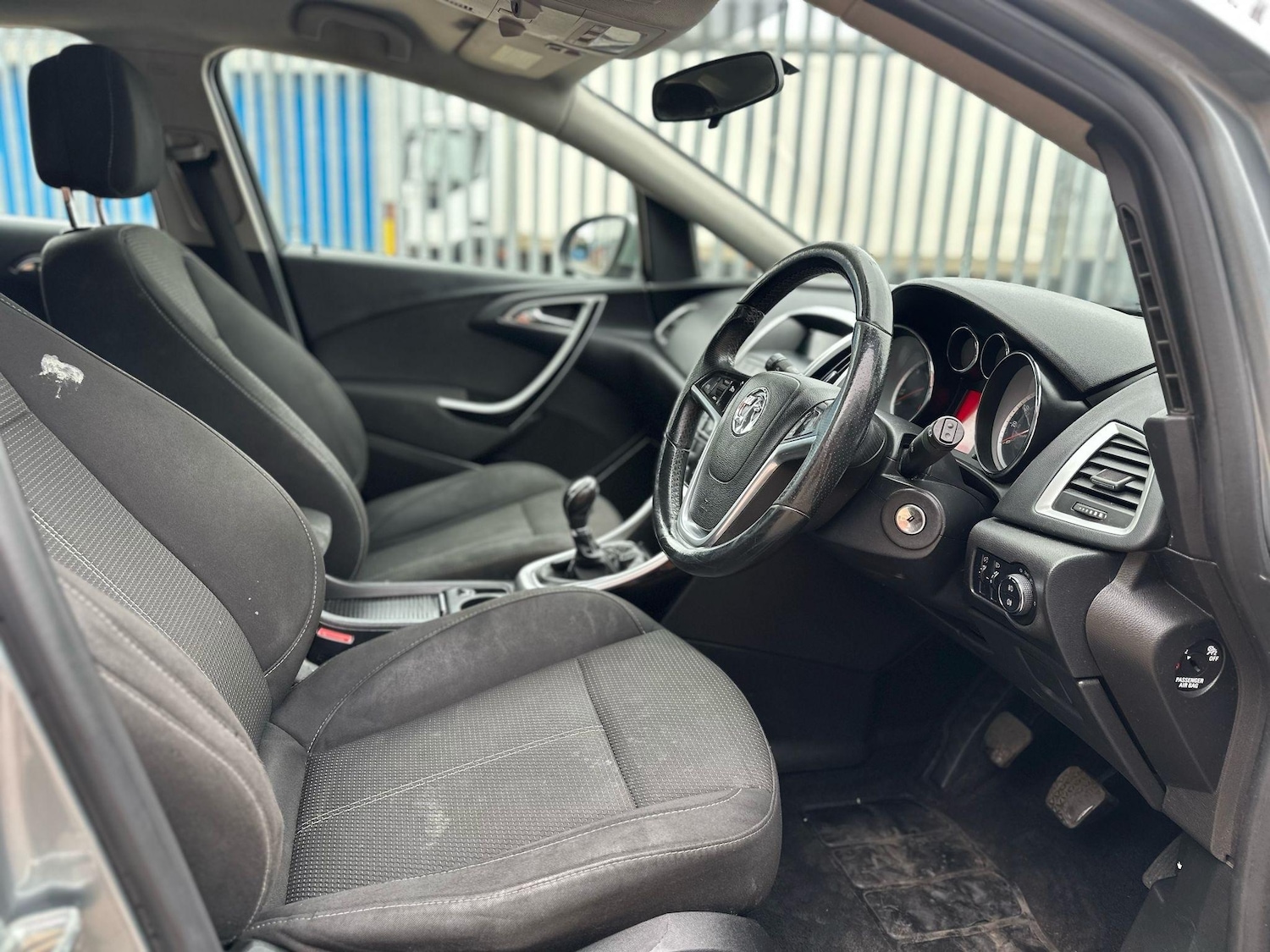 Used Vauxhall Astra 2011 for sale - 76743419: Photo 15