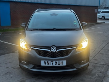 Used Vauxhall Zafira 2017 for sale - 77203010: Photo
