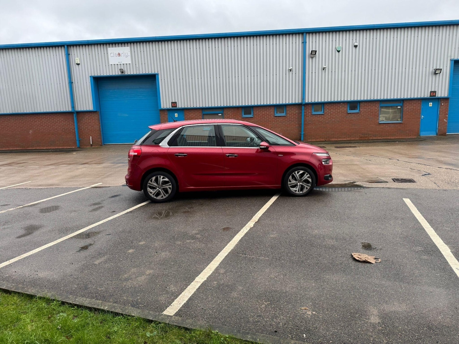 Used Citroen C4 Picasso 2013 for sale - 77290719: Photo 4