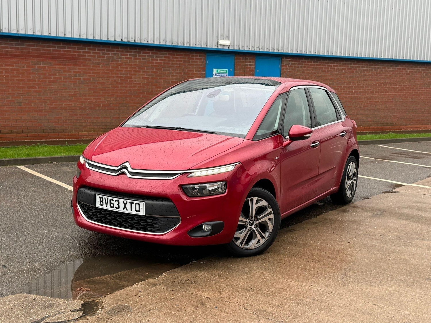 Used Citroen C4 Picasso 2013 for sale - 77290719: Photo 6
