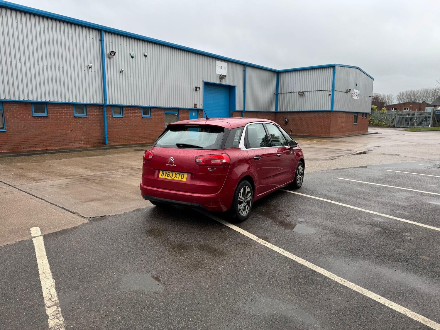 Used Citroen C4 Picasso 2013 for sale - 77290719: Photo 8