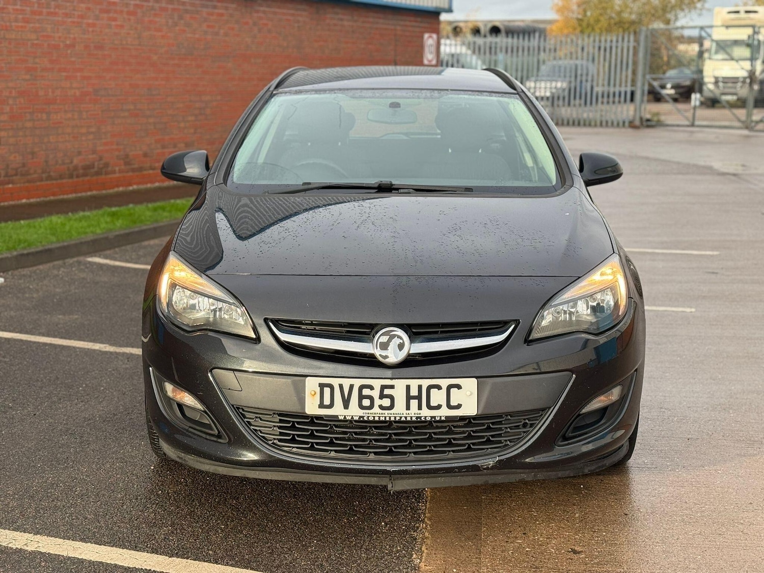 Used Vauxhall Astra 2015 for sale - 76728749: Photo 1