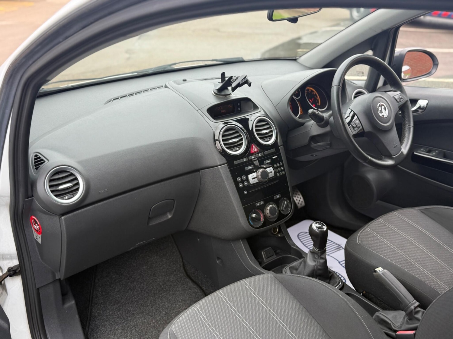 Used Vauxhall Corsa 2014 for sale - 77957577: Photo 20