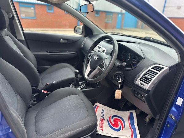 Used Hyundai i20 2011 for sale - 76251175: Photo 13
