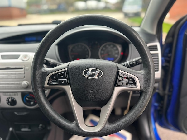 Used Hyundai i20 2011 for sale - 76251175: Photo 17