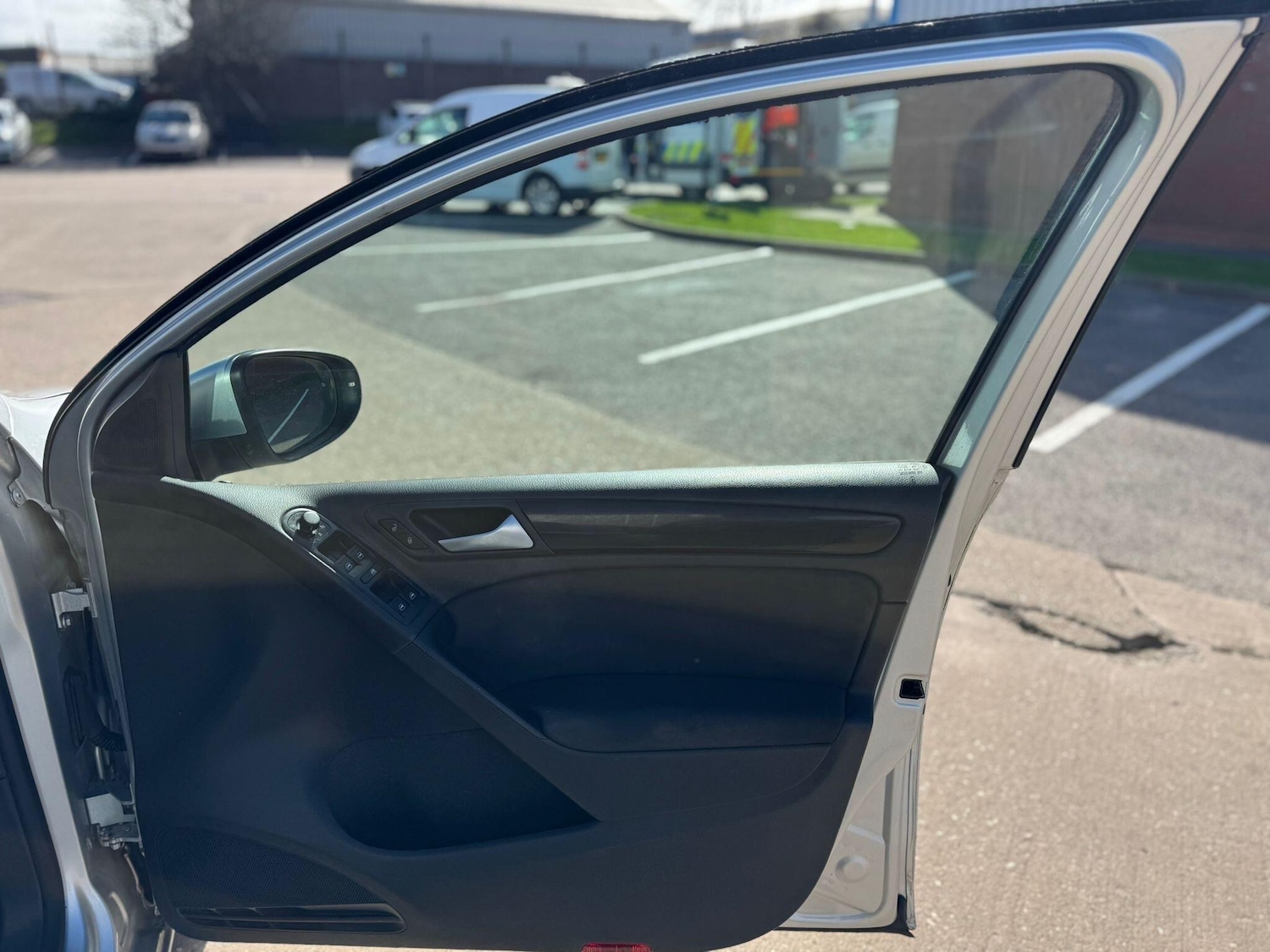 Used Volkswagen Golf 2012 for sale - 77882449: Photo 17