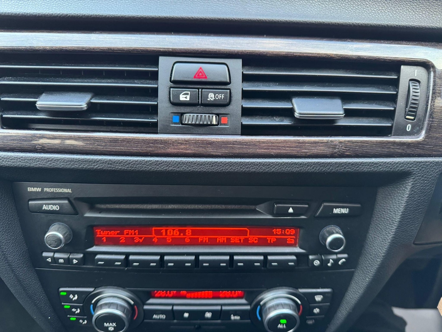 Used BMW 3 Series 2012 for sale - 77190426: Photo 21