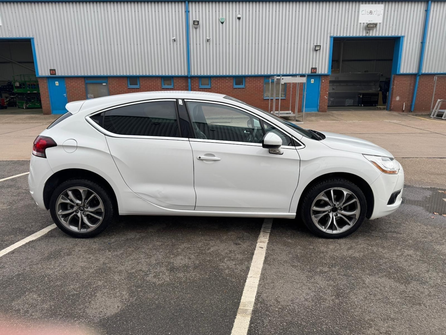 Used Citroen DS4 2014 for sale - 76472284: Photo 4