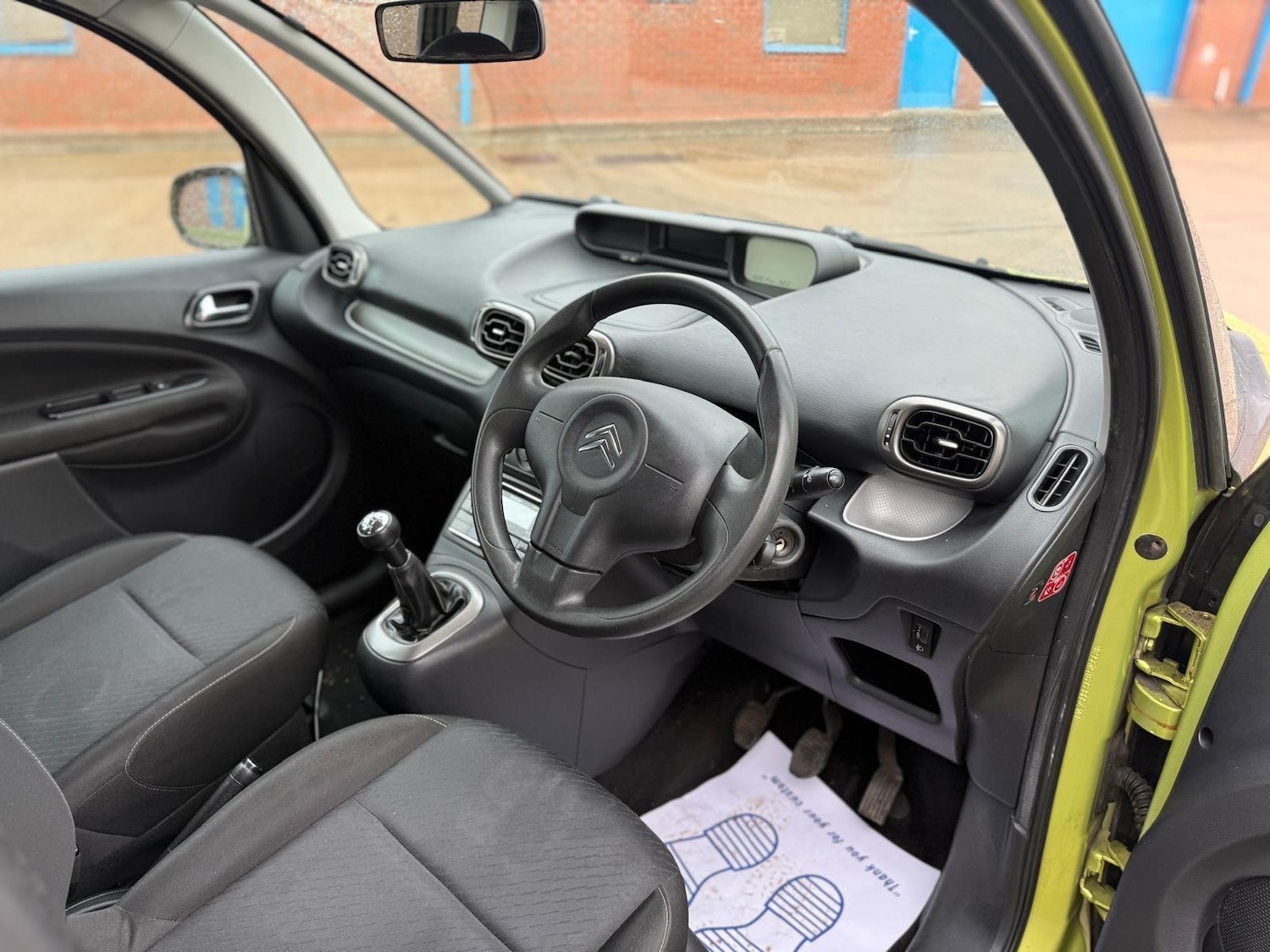 Used Citroen C3 Picasso 2009 for sale - 76388808: Photo 15