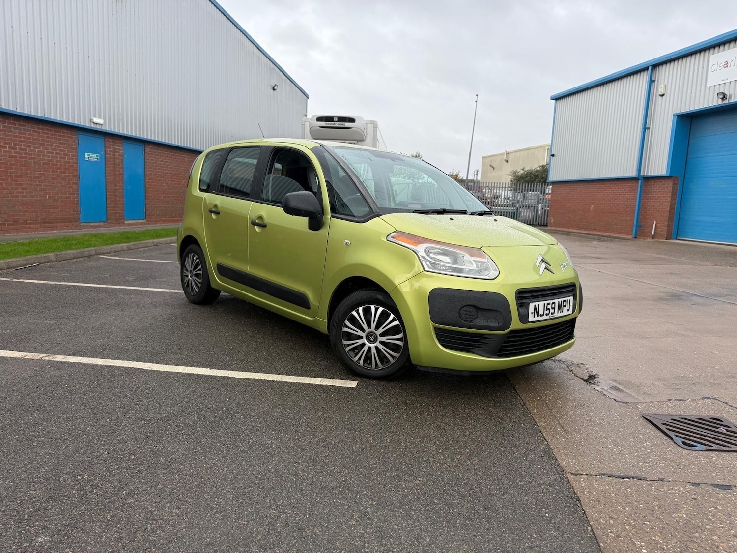 Used Citroen C3 Picasso 2009 for sale - 76388808: Photo 7