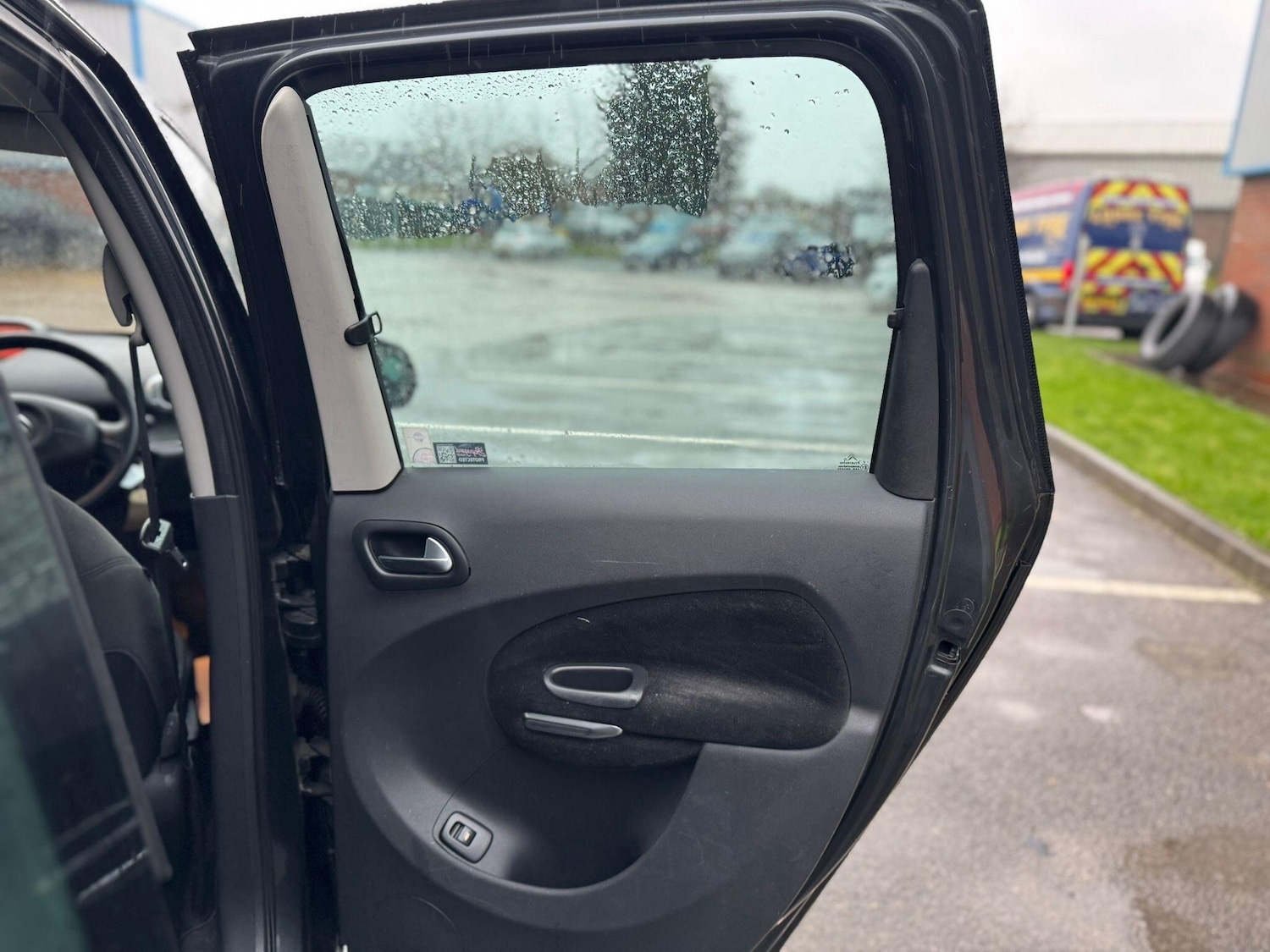 Used Citroen C3 Picasso 2013 for sale - 77278725: Photo 16