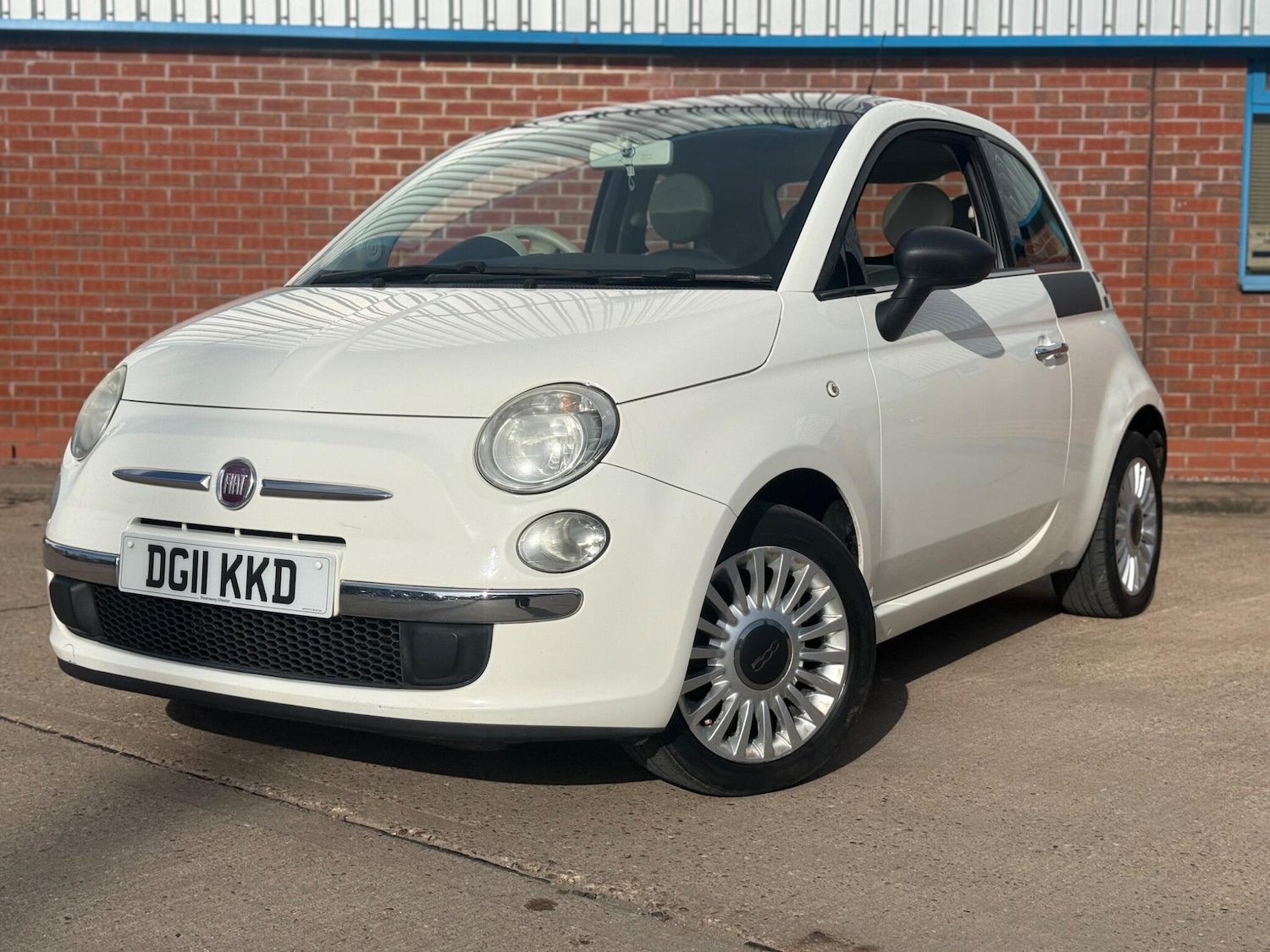 Used Fiat 500 2011 for sale - 77670786: Photo 3