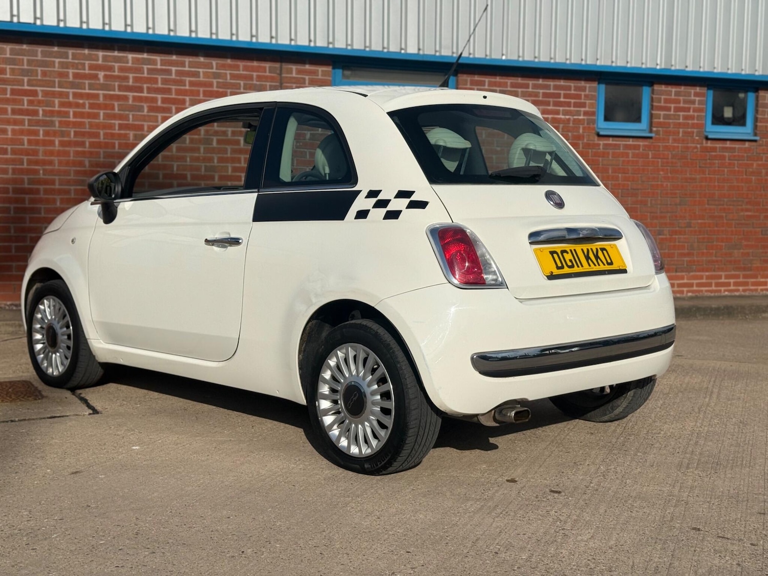 Used Fiat 500 2011 for sale - 77670786: Photo 4