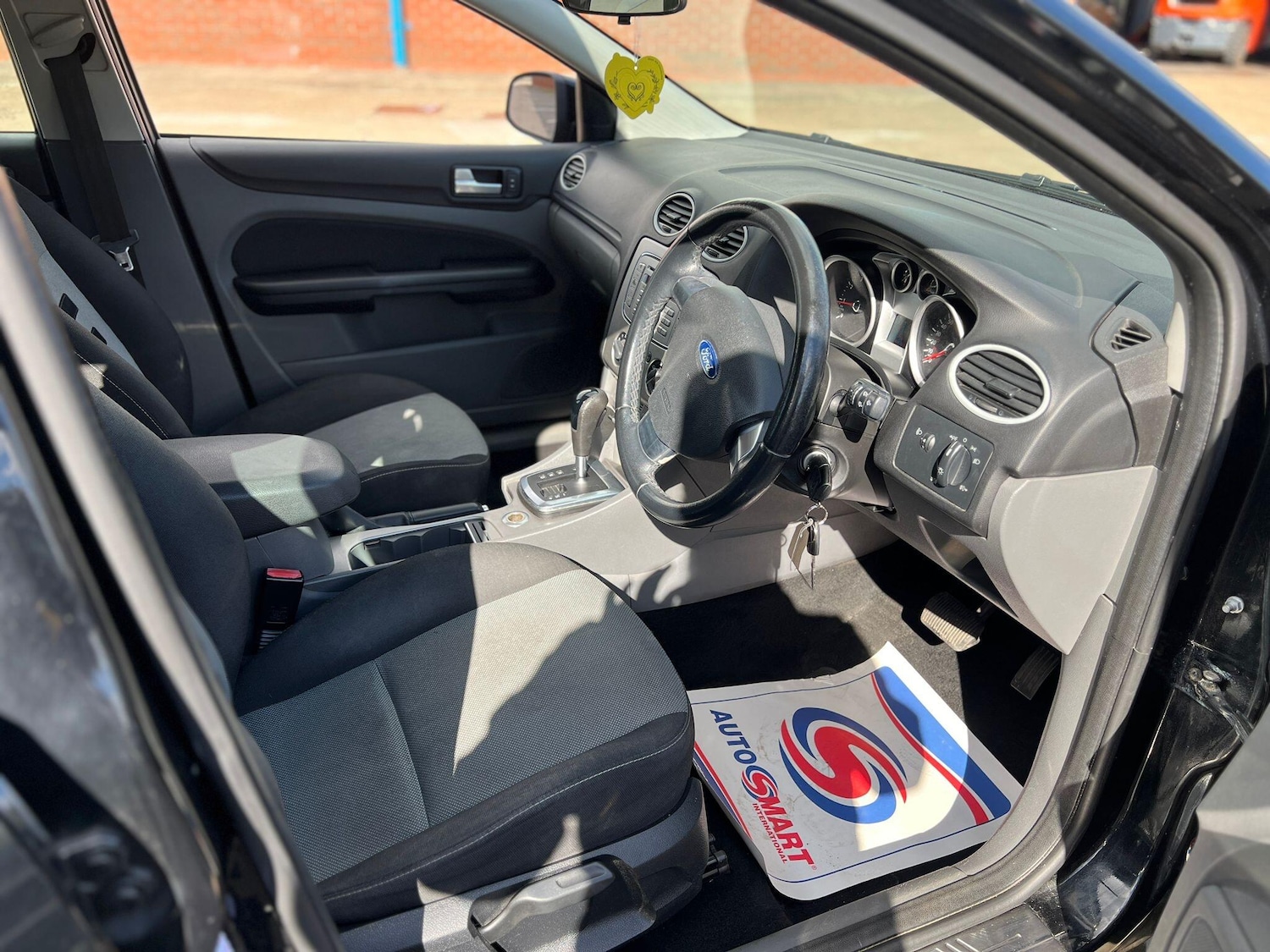 Used Ford Focus 2009 for sale - 76042263: Photo 11