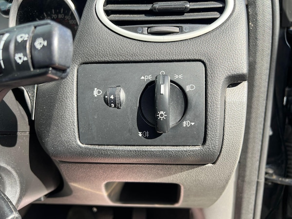 Used Ford Focus 2009 for sale - 76042263: Photo 17