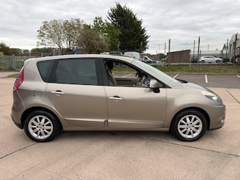Used Renault Scenic 2010 for sale - 79807944: Photo