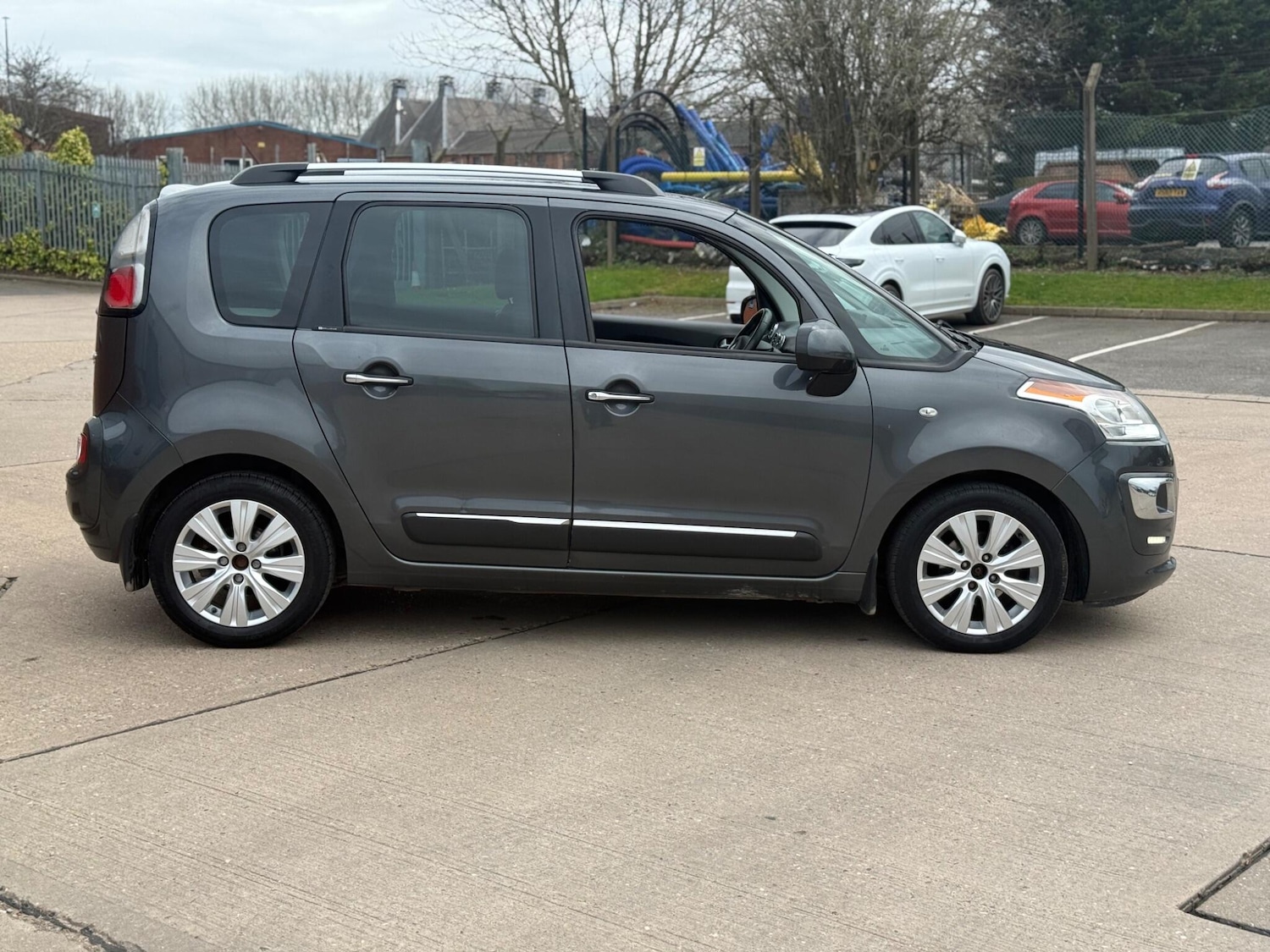 Used Citroen C3 Picasso 2014 for sale - 77737297: Photo 13