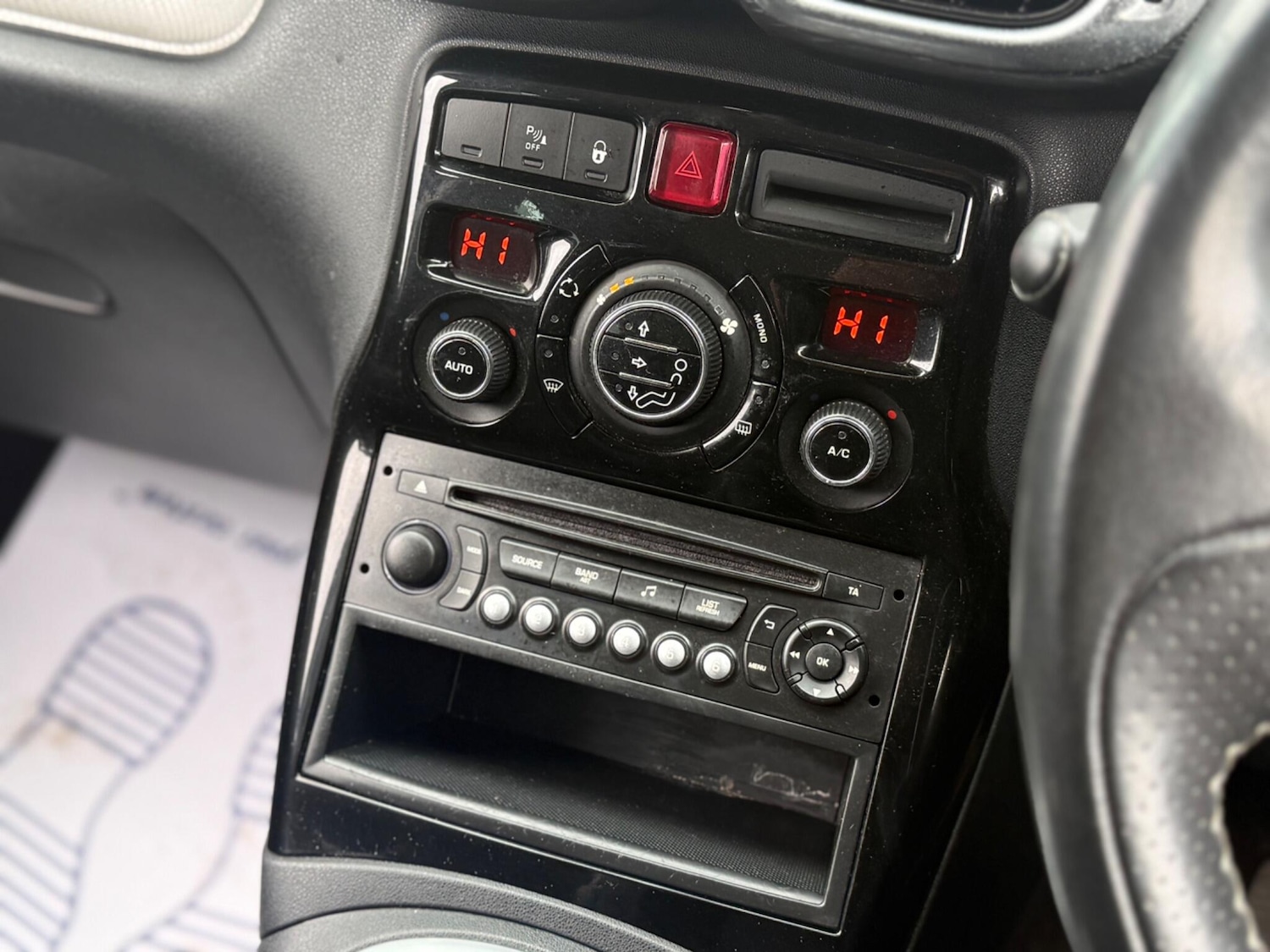 Used Citroen C3 Picasso 2014 for sale - 77737297: Photo 21