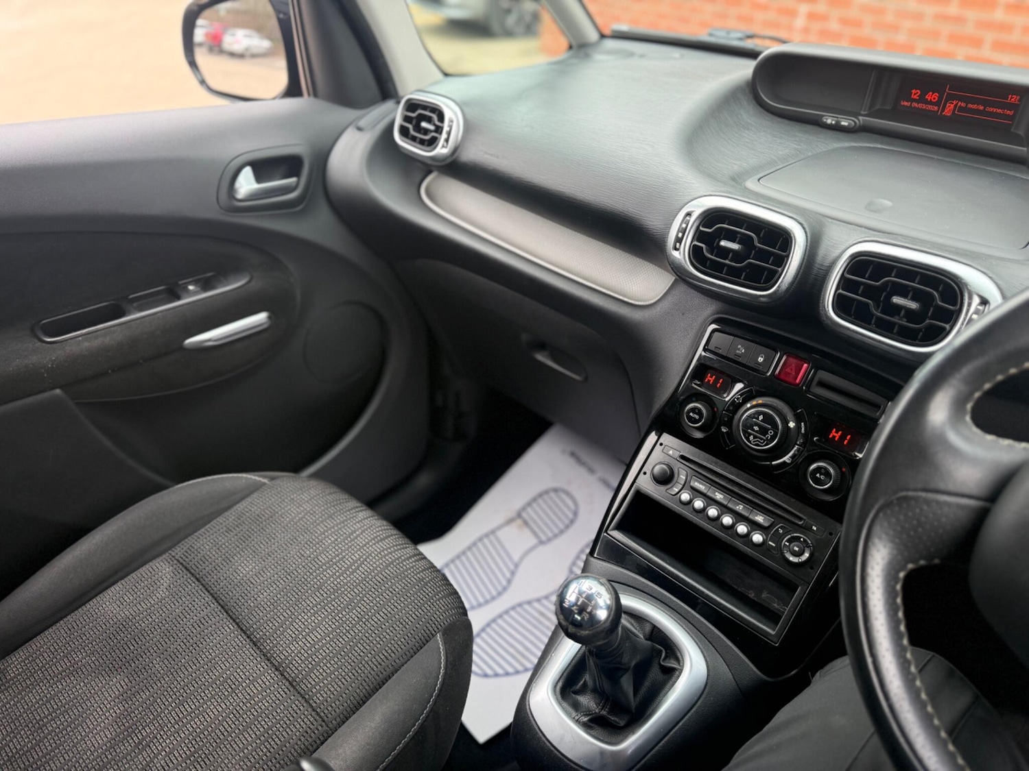 Used Citroen C3 Picasso 2014 for sale - 77737297: Photo 23