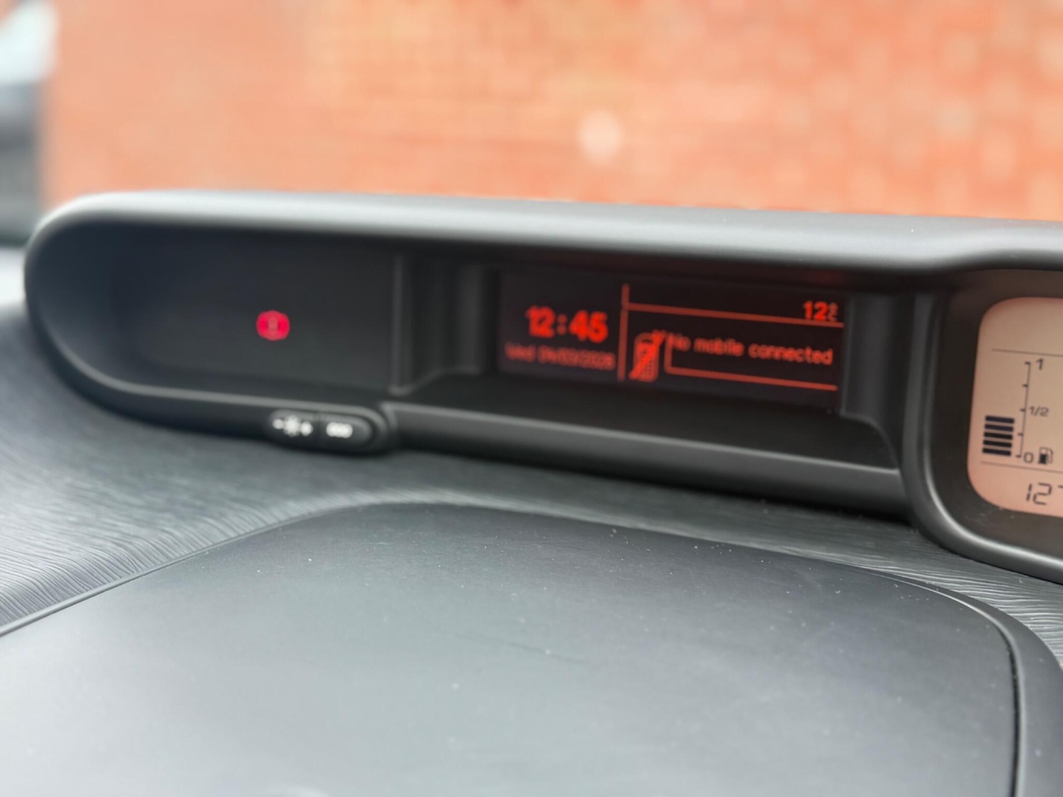 Used Citroen C3 Picasso 2014 for sale - 77737297: Photo 40