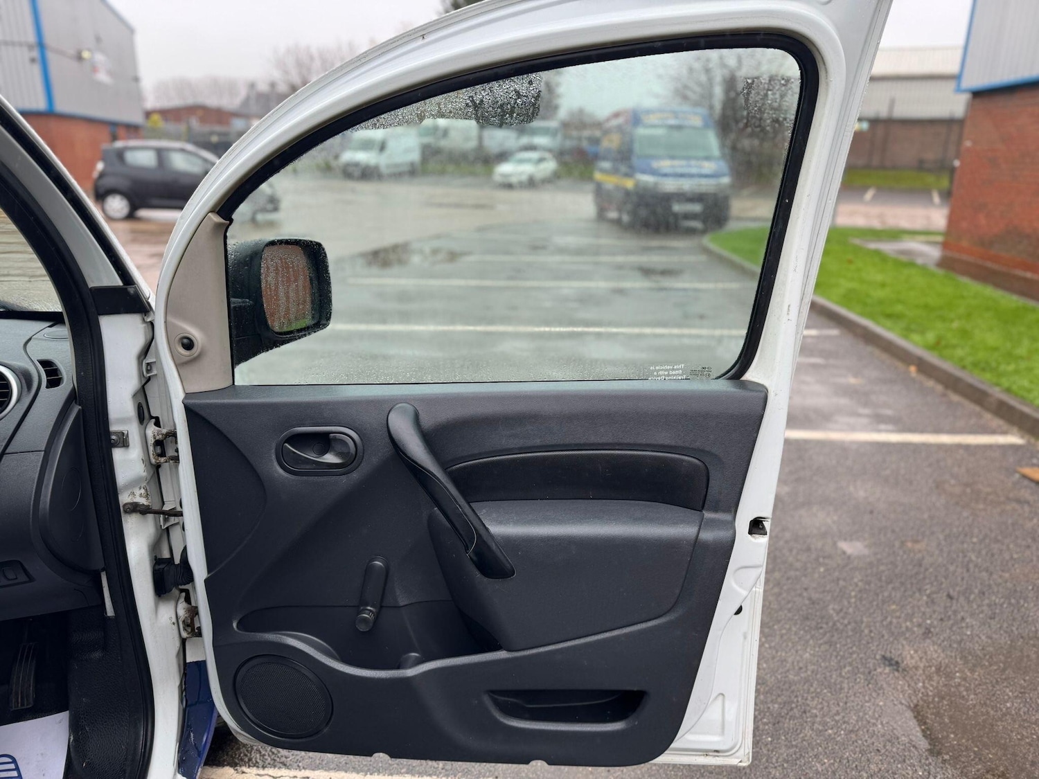 Used Renault Kangoo 2012 for sale - 76996119: Photo 14