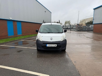 Used Renault Kangoo 2012 for sale - 76996119: Photo