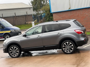 Used Nissan Qashqai+2 2013 for sale - 76020421: Photo