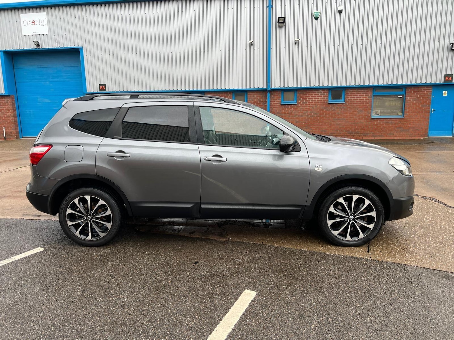Vehicle 4