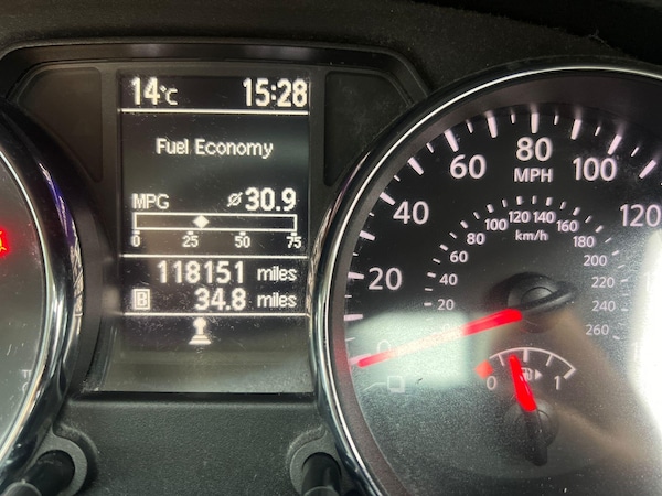 Used Nissan Qashqai for sale - 76284250: Photo 22