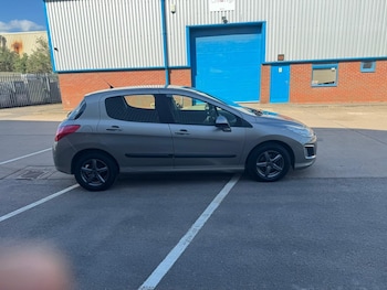 Used Peugeot 308 2011 for sale - 78116162: Photo