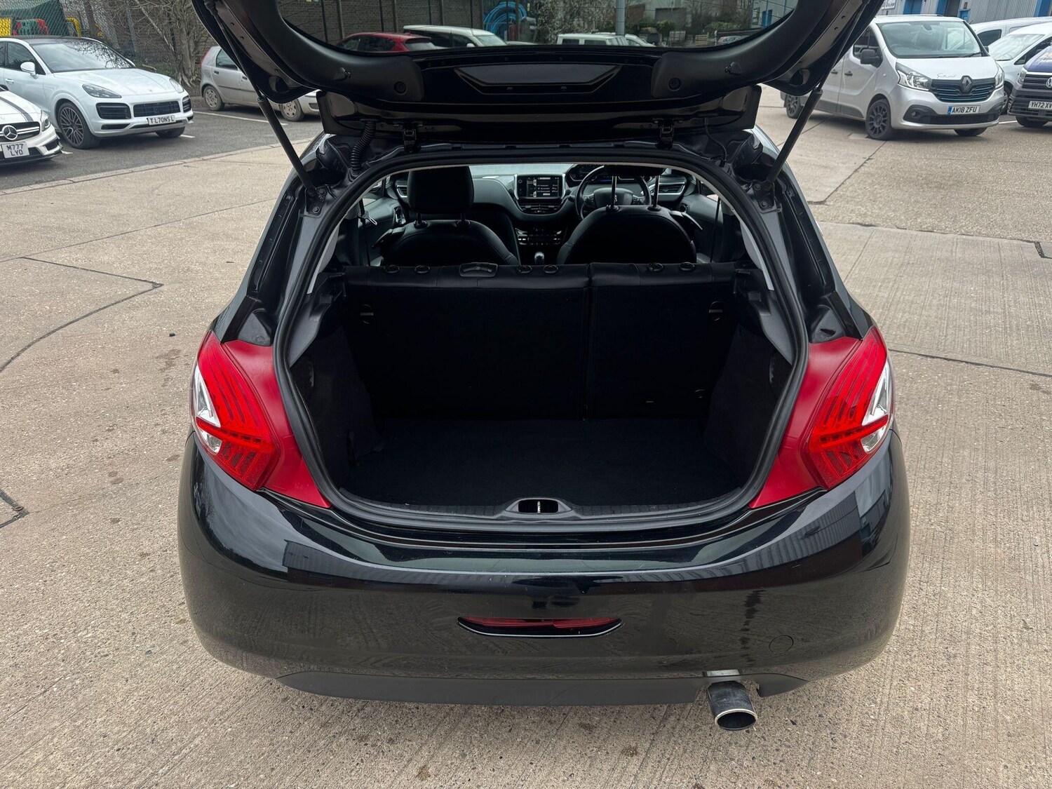 Used Peugeot 208 for sale - 77908534: Photo 24