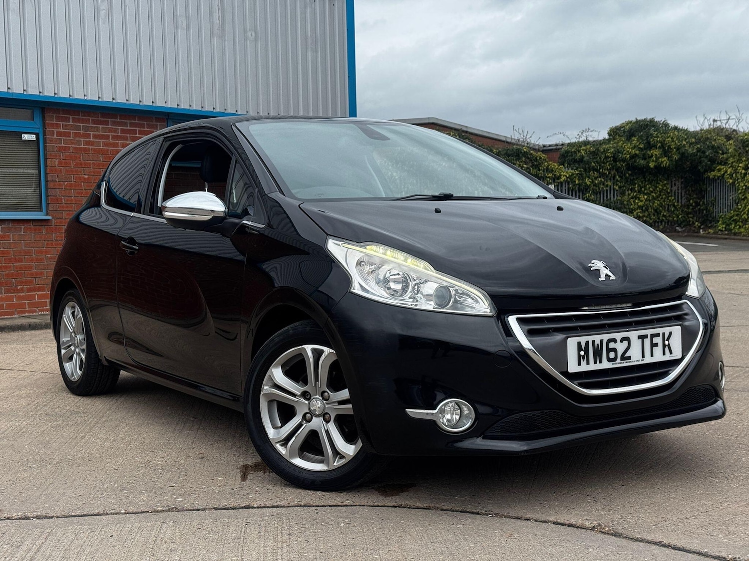 Used Peugeot 208 for sale - 77908534: Photo 5