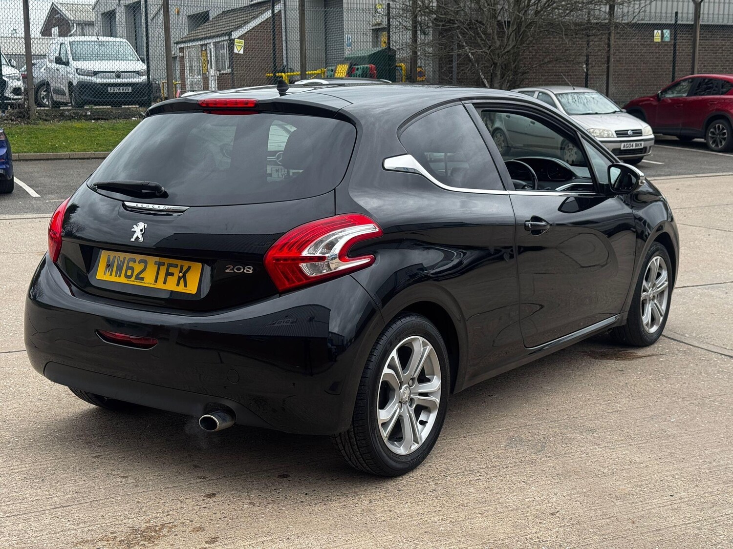 Used Peugeot 208 for sale - 77908534: Photo 8