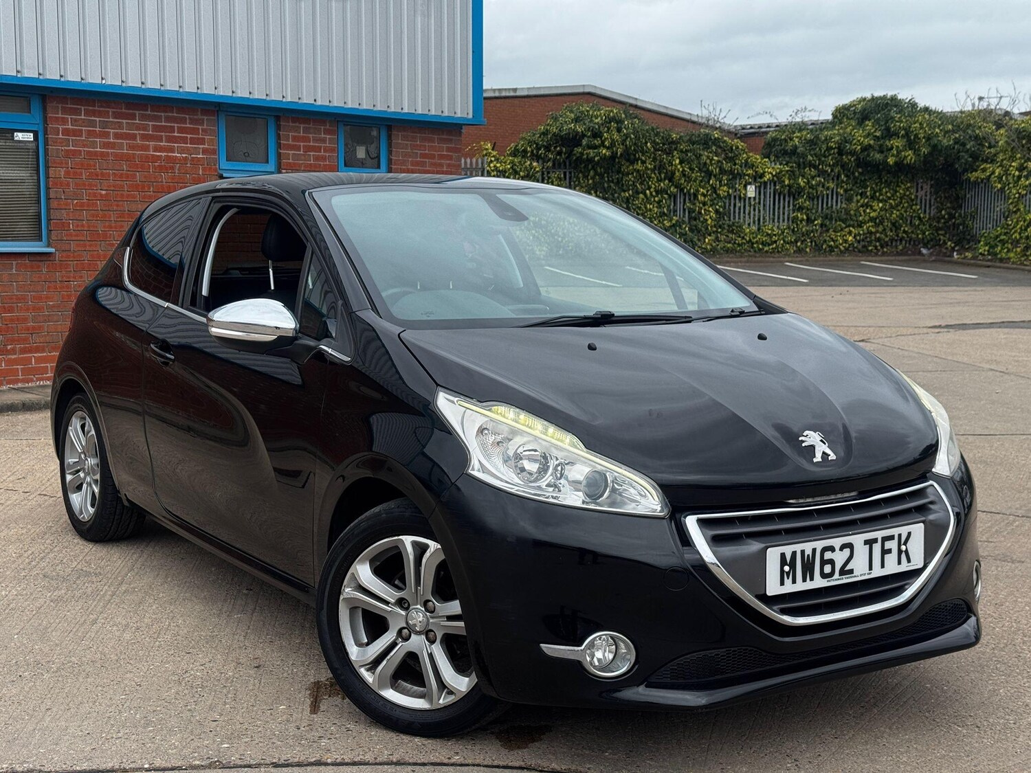 Used Peugeot 208 for sale - 77908534: Photo 9