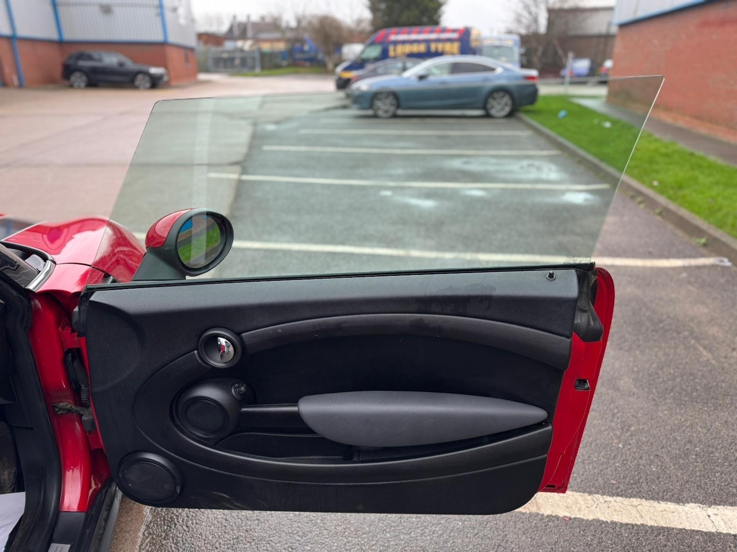 Used MINI Hatch 2011 for sale - 76995134: Photo 23