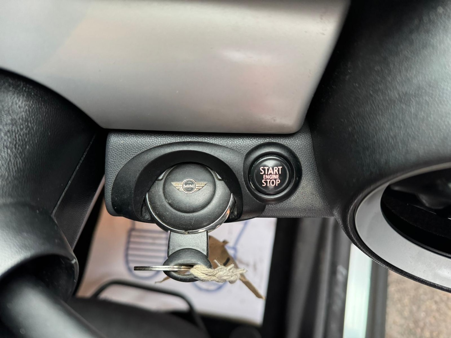 Used MINI Hatch 2011 for sale - 76995134: Photo 24