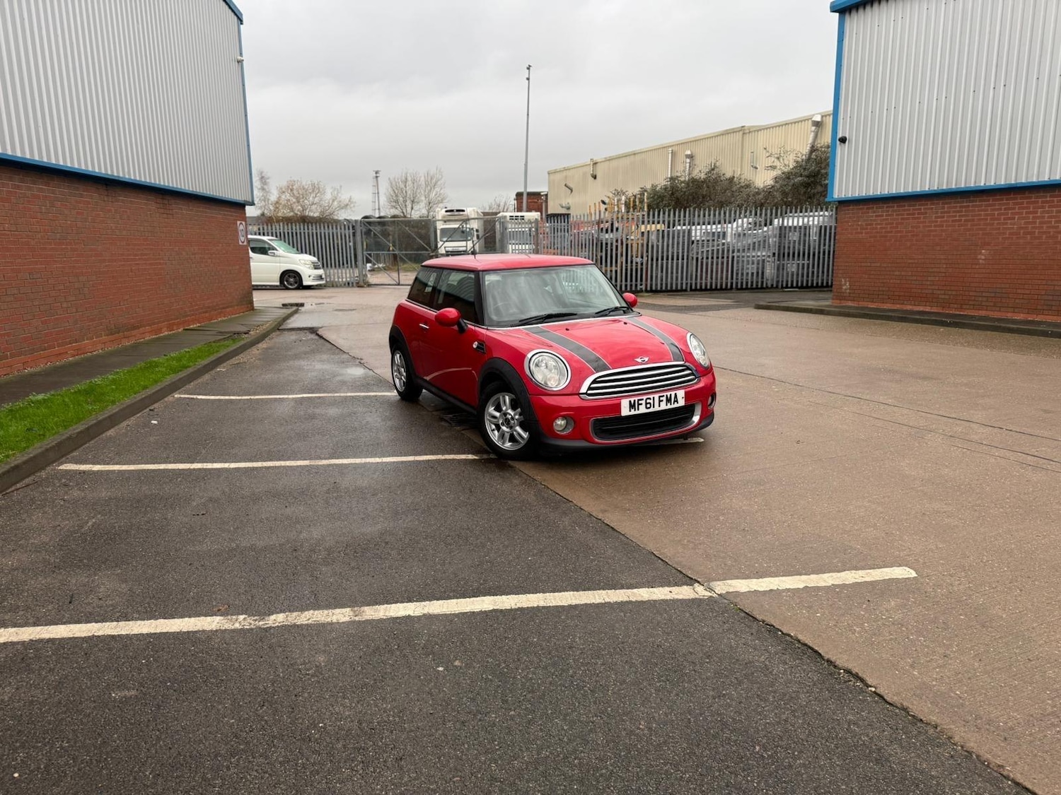 Used MINI Hatch 2011 for sale - 76995134: Photo 5