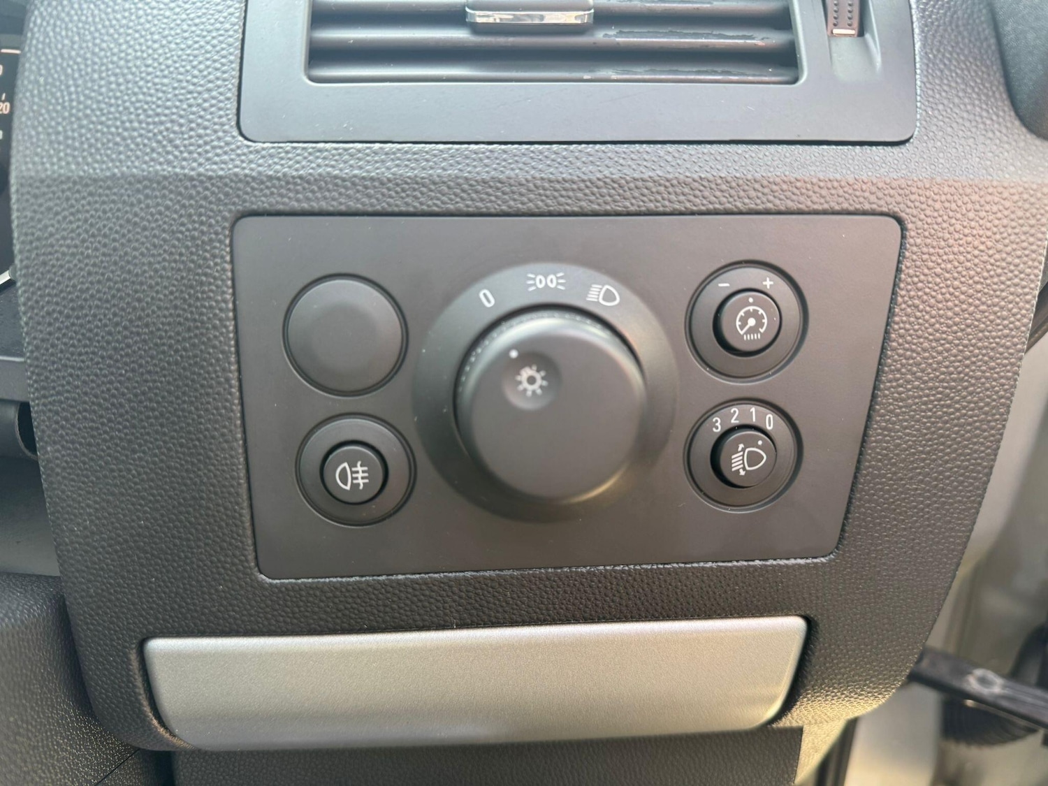 Used Vauxhall Zafira for sale - 78205061: Photo 23